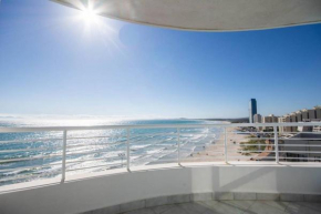 Oceanfront Panoramic Beach View